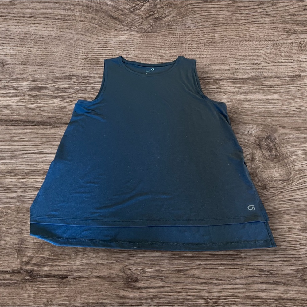 Gap Fit Breathe Black Sleeveless Athletic Top Size Medium